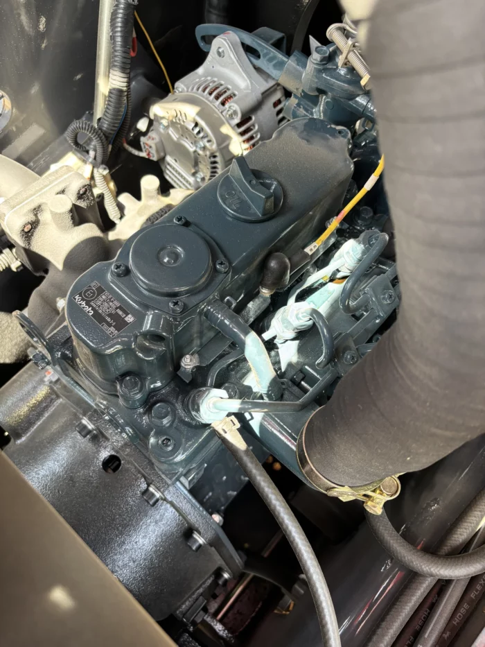 Mini Pá Carregadora SL1000K Motor Kubota D902
